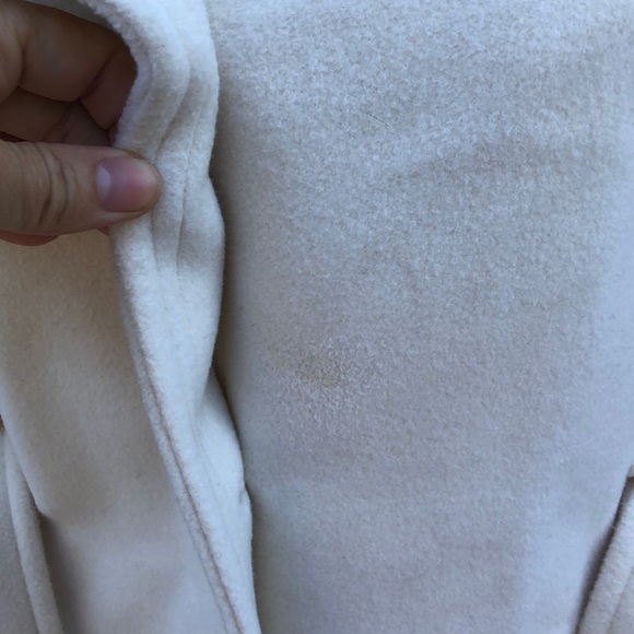 Ann Klein Cream/white jacket with gloves - Picture 3 of 8